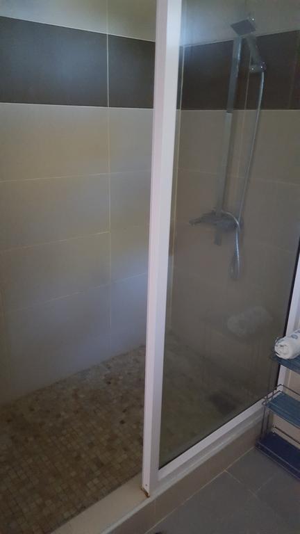 Villa In Le Tamier, 4 Bedrooms, 300M Flic En Flac Beach Exterior foto