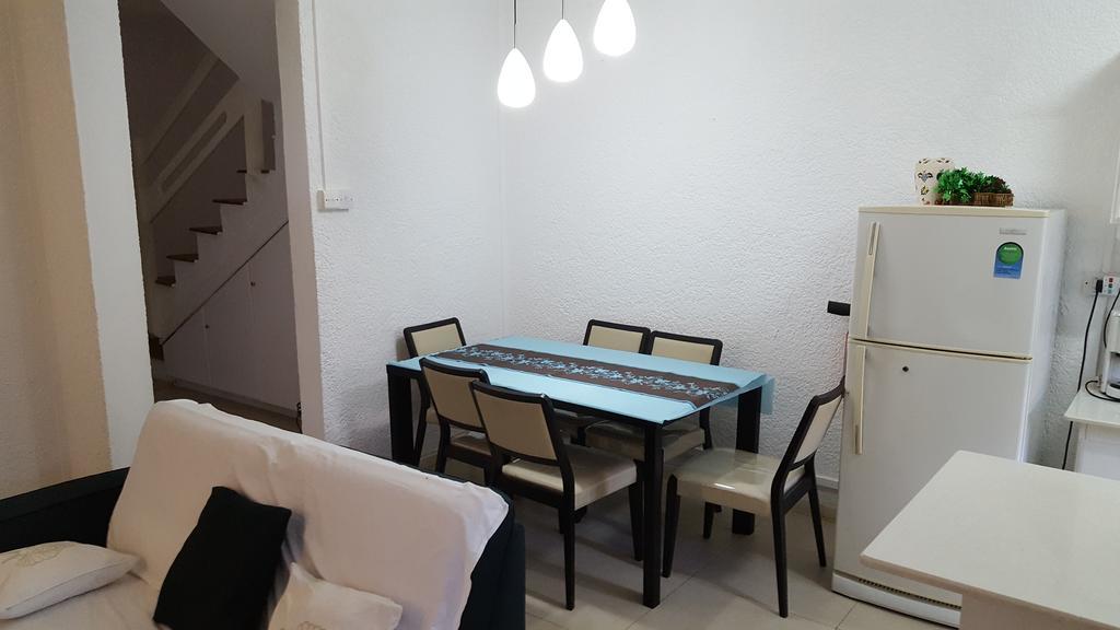 Villa In Le Tamier, 4 Bedrooms, 300M Flic En Flac Beach Exterior foto