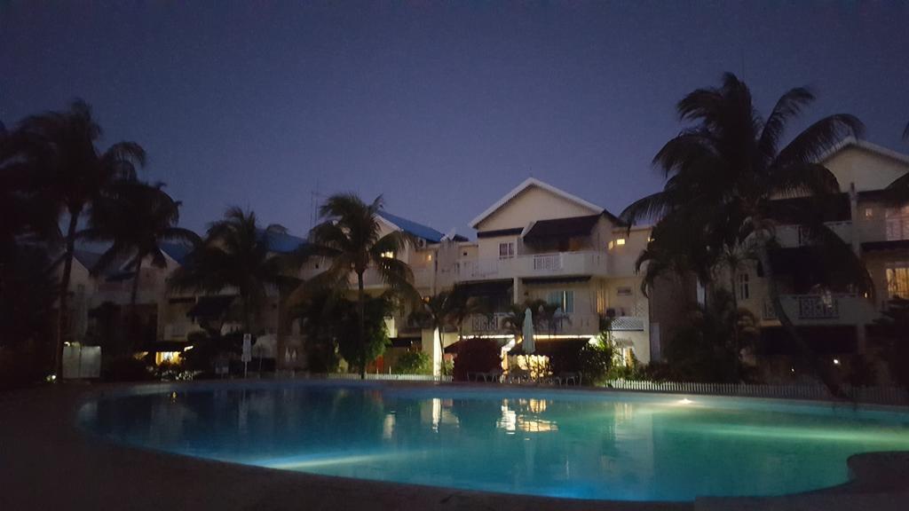 Villa In Le Tamier, 4 Bedrooms, 300M Flic En Flac Beach Exterior foto